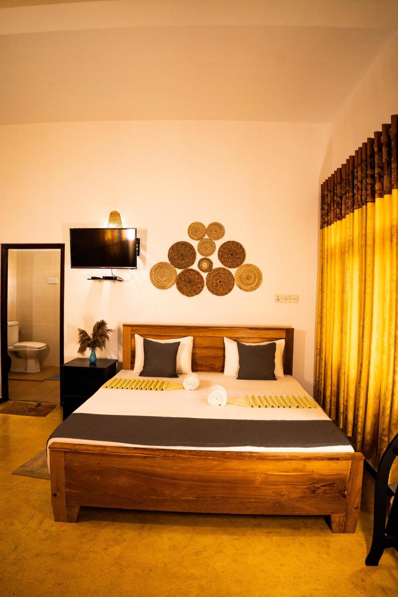 Hotel Bay Watch Unawatuna Buitenkant foto