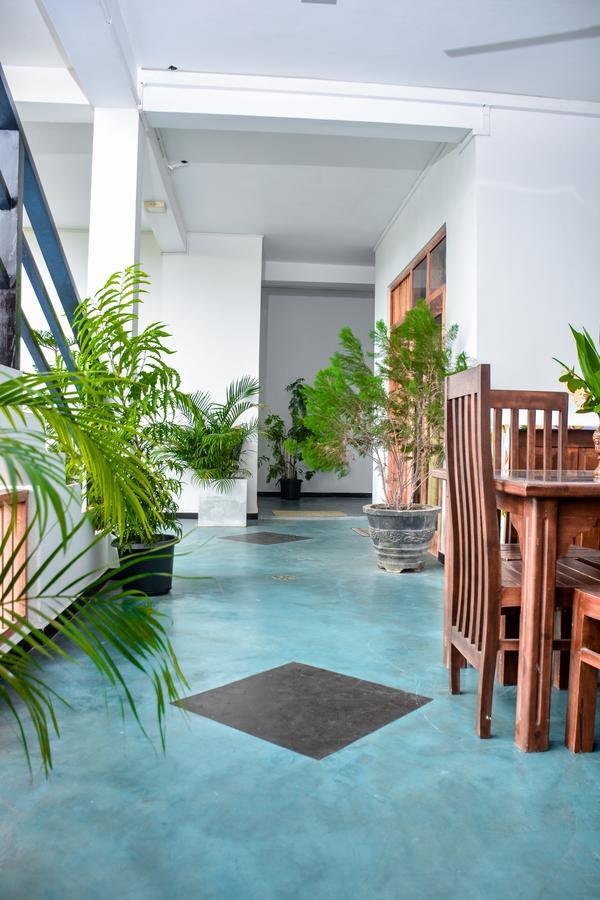 Hotel Bay Watch Unawatuna Buitenkant foto